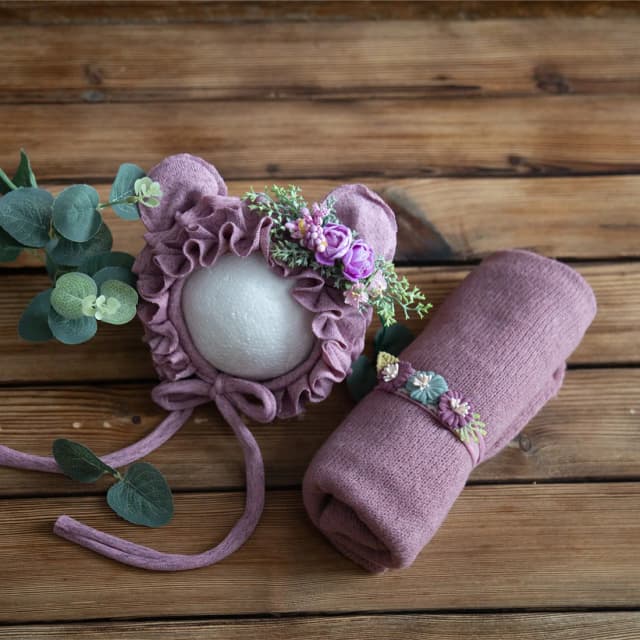Recién nacido tejido elástico Mohair envoltura encaje volantes costura capó y diadema fotografía Prop envoltura de bebé conjunto de tres piezas