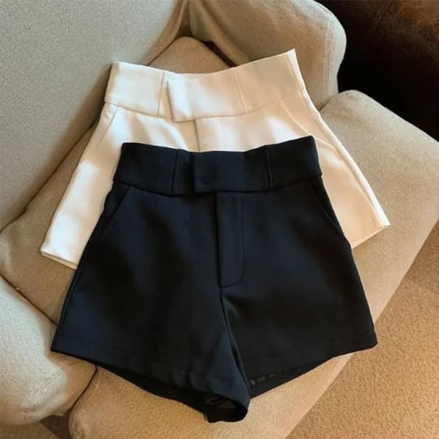 Pantalones cortos de mujer T2 pantalones cortos negros mujeres Harajuku elegancia pantalones cortos de cintura alta una línea delgada Casual chica caliente Pantalones rectos Sexy