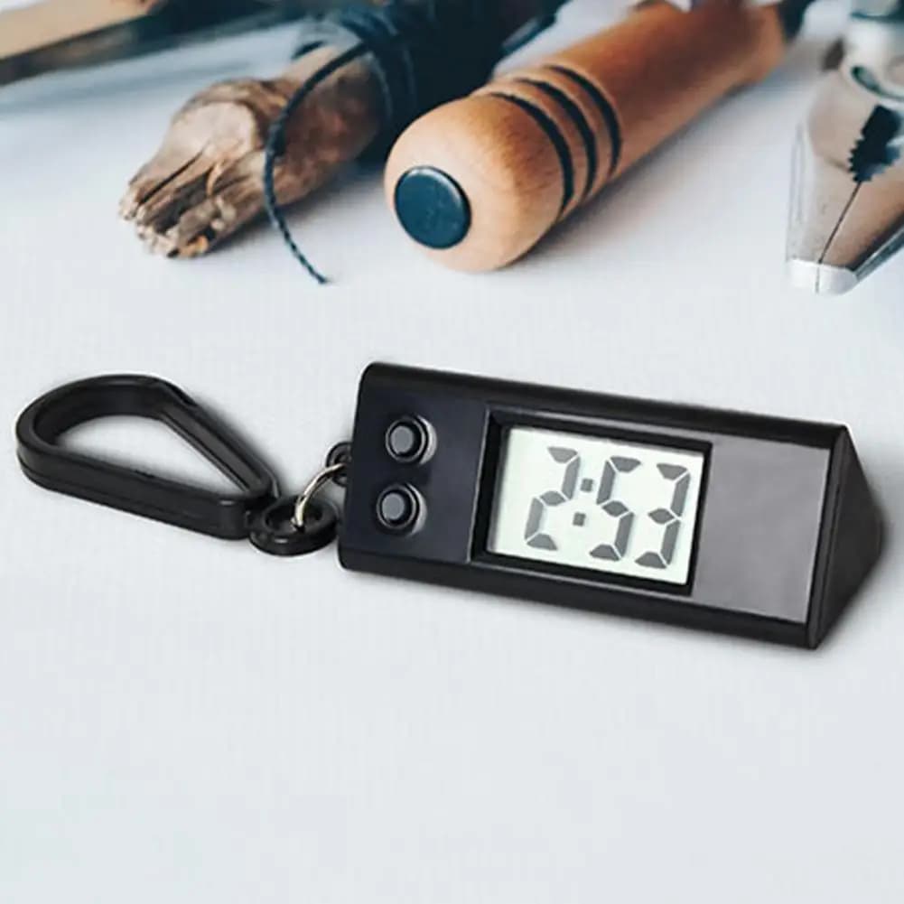 Llavero para estudiantes, reloj electrónico, pantalla Digital LCD silenciosa, reloj de escritorio triangular para estudiantes, llavero, reloj de bolsillo