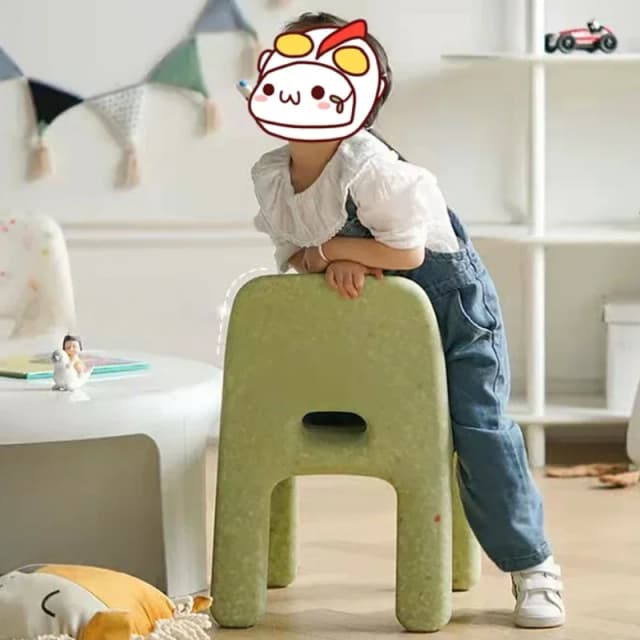 Juego de mesa y sillas nórdicas para niña, escritorio de escritura de plástico creativo, muebles escolares, perfecto para sala de estar o zona de estudio